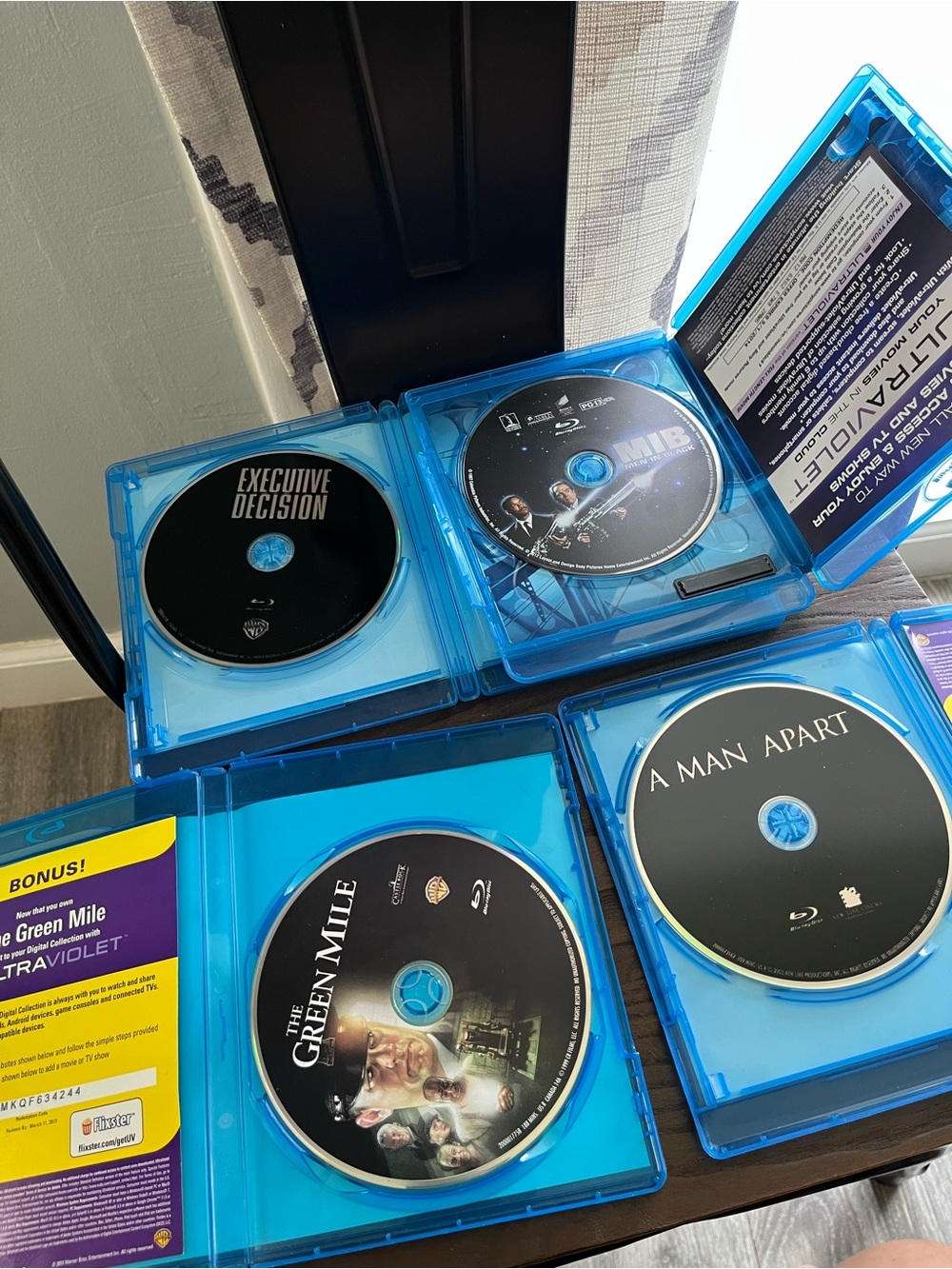 Set of 4 Blu-ray Movie Disc Set - Blue Cases (Unbranded)